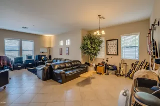 Photo #6: 6051475 Listing