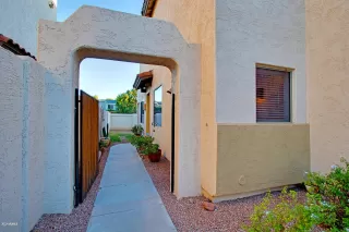 Photo #4: 6051606 Listing 