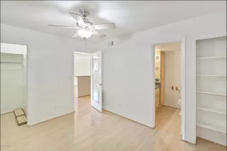 Photo #4: 6051657 Listing