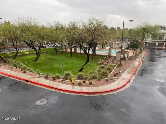 MLS: 6051726 Condo For Sale