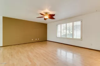 Photo #4: 6051761 Listing