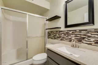 Photo #5: 6051761 Listing