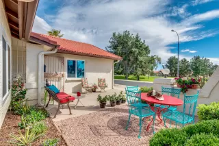 Photo #5: 6051825 Listing 