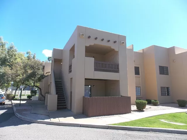 MLS: 6051856 Condo For Sale