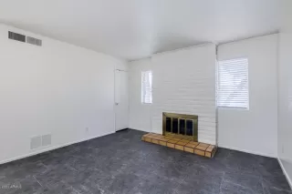 Photo #2: 6051960 Listing