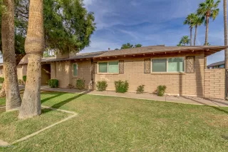 Photo #6: 6051960 Listing