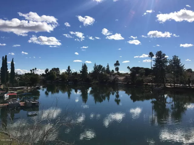 MLS: 6052064 Condo For Sale