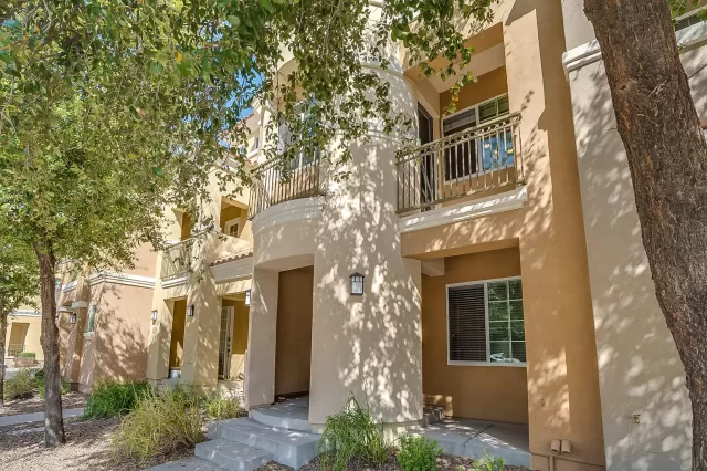 MLS: 6052080 Condo For Sale