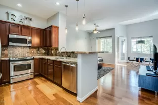 Photo #1: 6052080 Listing