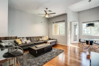 Photo #5: 6052080 Listing