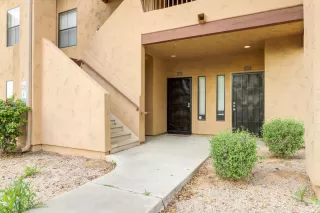 Photo #2: 6052266 Listing