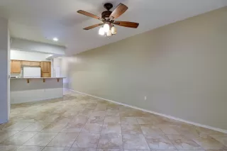 Photo #5: 6052266 Listing