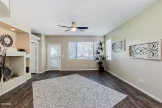 Photo #6: 6052423 Listing