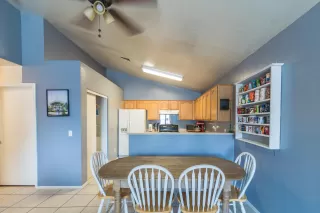 Photo #4: 6052662 Listing 