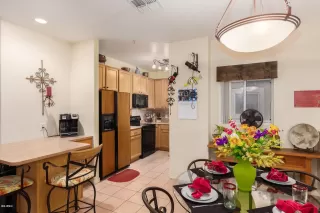 Photo #6: 6052820 Listing 