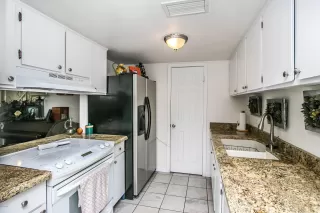 Photo #2: 6052927 Listing