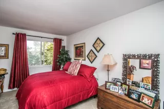 Photo #4: 6052927 Listing