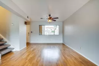 Photo #5: 6053028 Listing