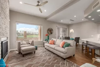 Photo #4: 6053467 Listing