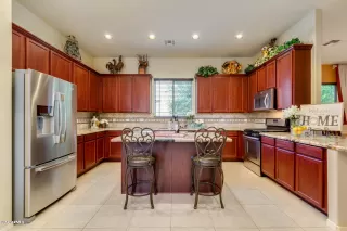 Photo #6: 6053669 Listing