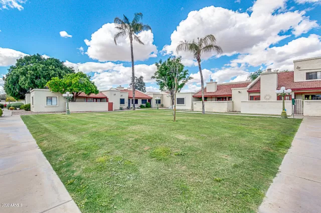 MLS: 6053880 Condo For Sale