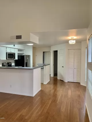 Photo #2: 6053924 Listing