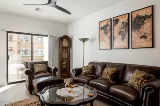 Photo #4: 6054317 Listing