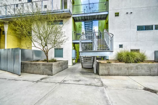 MLS: 6054344 Condo For Sale