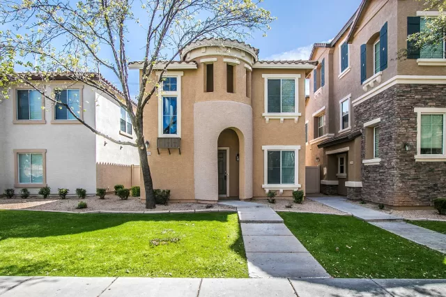 MLS: 6054386 Condo For Sale