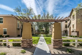 Photo #1: 6054386 Listing