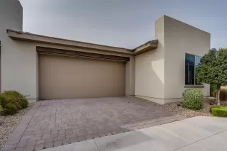 Photo #5: 6054534 Listing