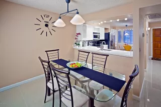 Photo #6: 6054682 Listing