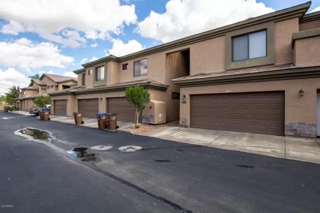 MLS: 6054941 Condo For Sale