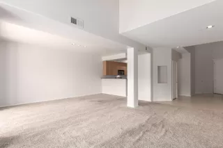 Photo #3: 6054941 Listing