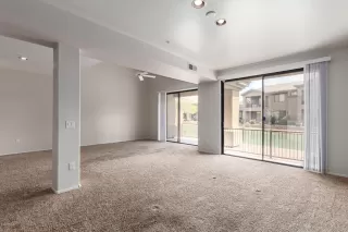 Photo #4: 6054941 Listing