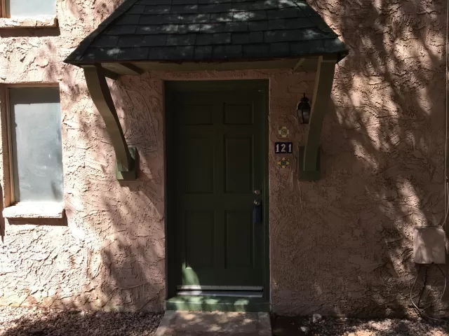 MLS: 6055084 Condo For Sale