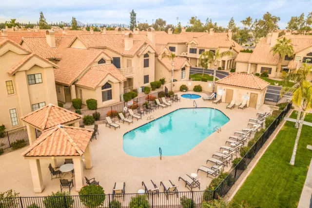 MLS: 6055194 Condo For Sale