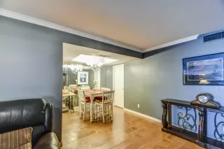 Photo #5: 6055202 Listing 