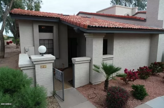 MLS: 6055374 Condo For Sale