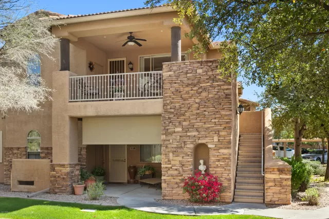 MLS: 6055405 Condo For Sale