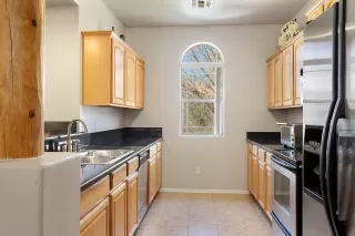 Photo #5: 6055405 Listing 