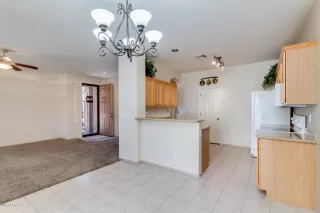 Photo #6: 6055572 Listing