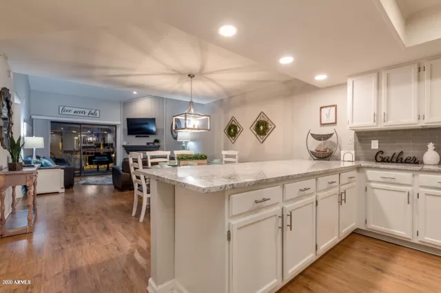 MLS: 6055651 Condo For Sale