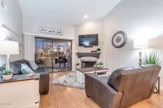 Photo #3: 6055651 Listing