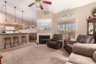 Photo #6: 6055706 Listing