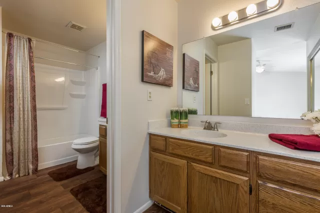 MLS: 6055761 Condo For Sale