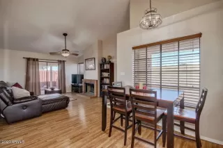 Photo #4: 6055980 Listing