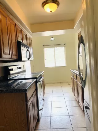 Photo #3: 6056008 Listing