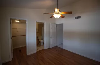 Photo #5: 6056008 Listing