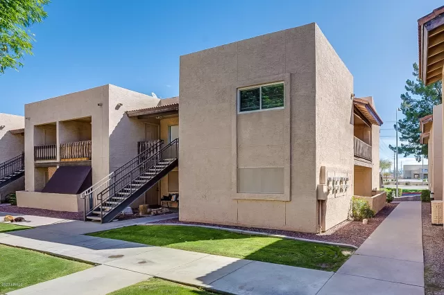 MLS: 6056011 Condo For Sale